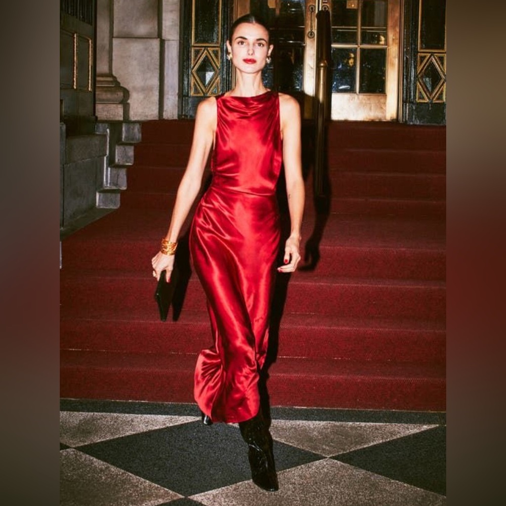 Reformation Red Halter Maxi Gown for Weddings size 6 satin Casette
